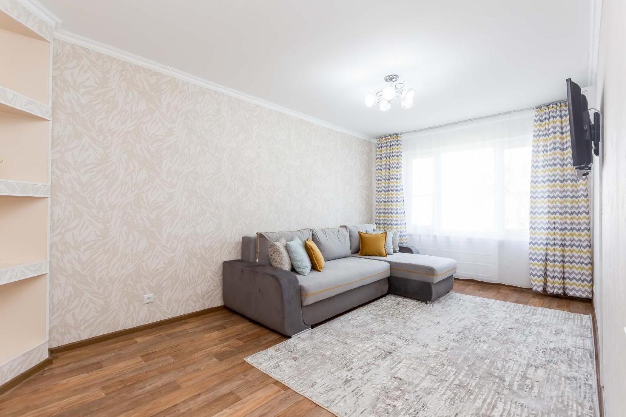 Prekrasnye Apartamenty Na Arbate Almaty Exterior photo